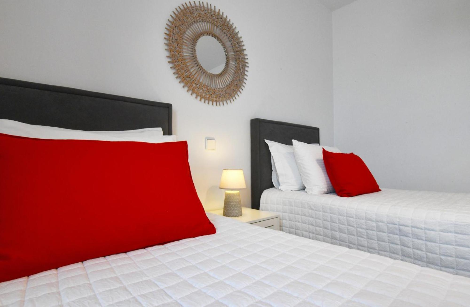 Amazing 2 Bedroom Apartment Overlooking The Marina Of Vourkárion Εξωτερικό φωτογραφία