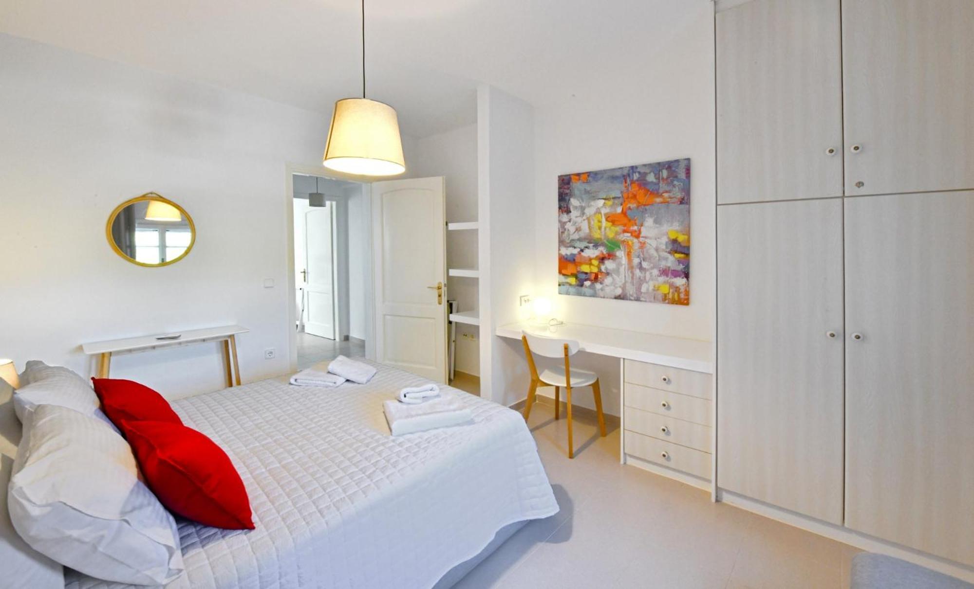 Amazing 2 Bedroom Apartment Overlooking The Marina Of Vourkárion Εξωτερικό φωτογραφία